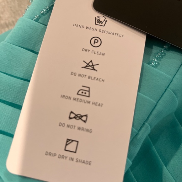 Sheath Floor Length Chiffon Bridesmaid Dress/Evening Gown - Picture 8 of 8